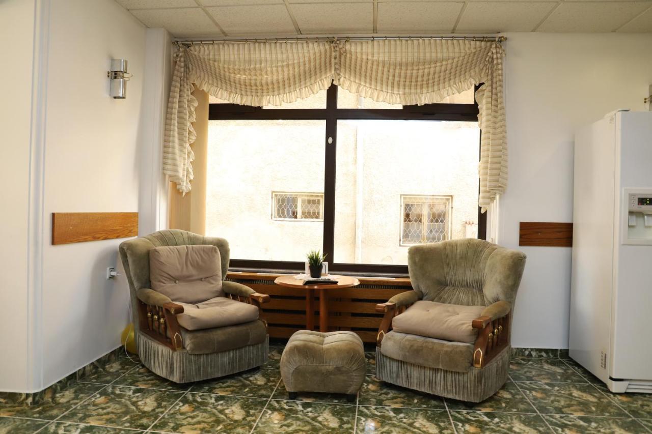 Kocherinovo Hotel Mishel מראה חיצוני תמונה
