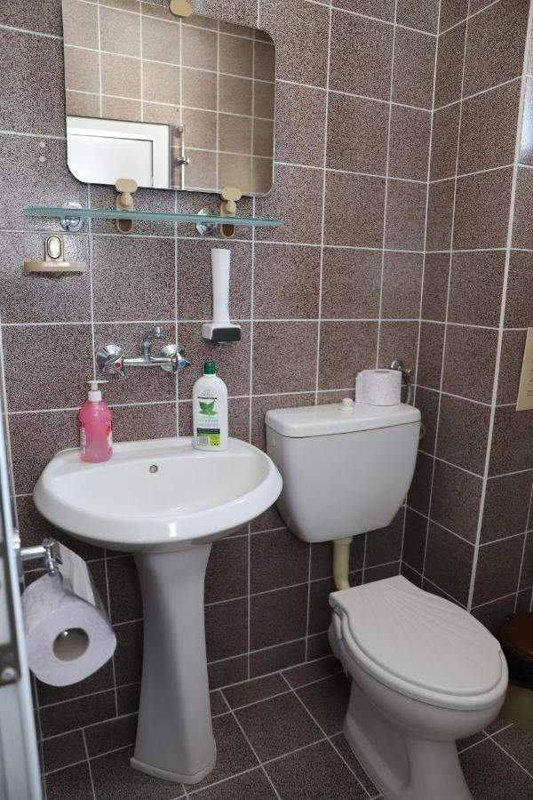 Kocherinovo Hotel Mishel מראה חיצוני תמונה