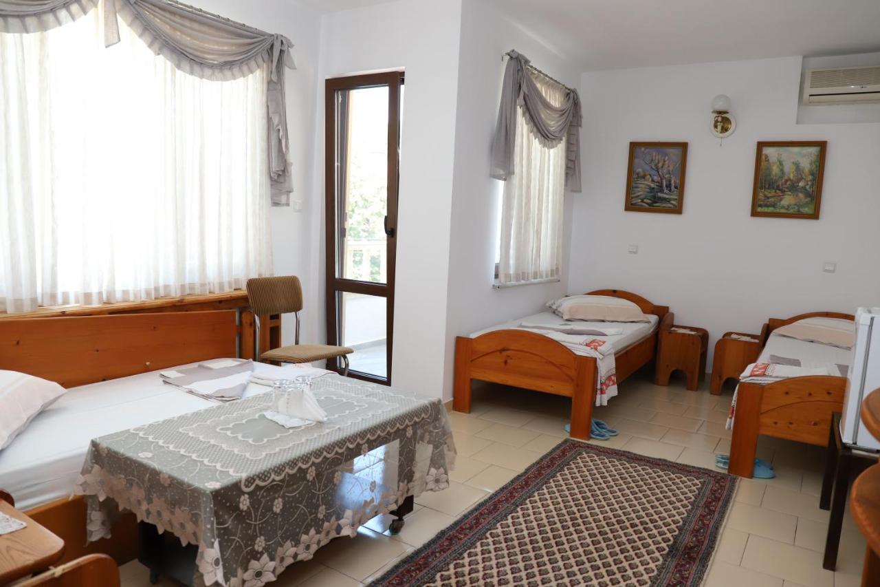 Kocherinovo Hotel Mishel מראה חיצוני תמונה