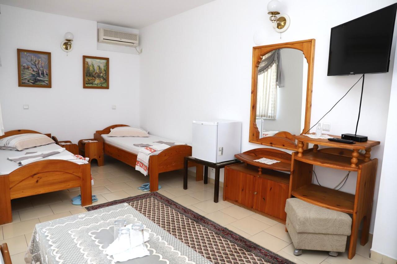 Kocherinovo Hotel Mishel מראה חיצוני תמונה