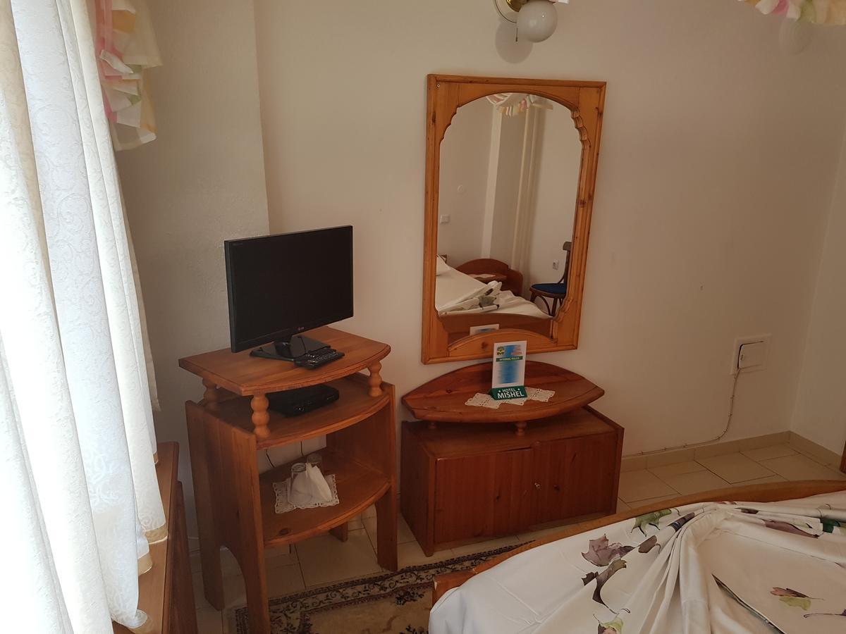 Kocherinovo Hotel Mishel מראה חיצוני תמונה