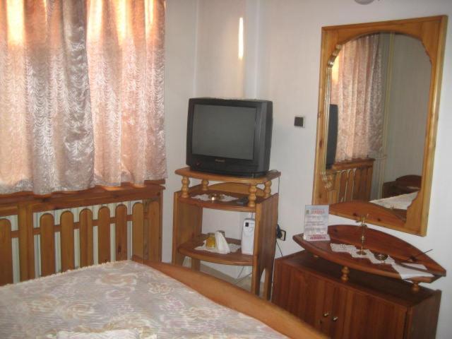Kocherinovo Hotel Mishel מראה חיצוני תמונה